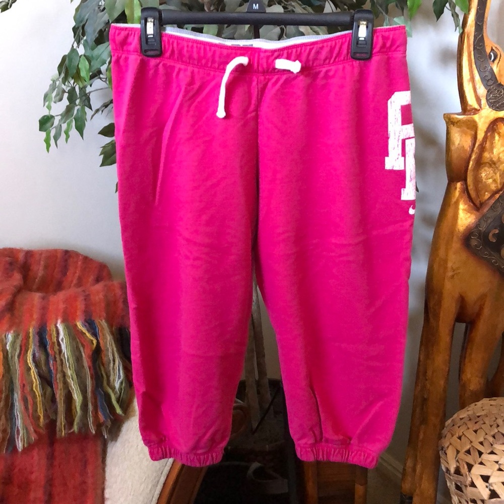 Nike Fitted Capri Sweatpants
